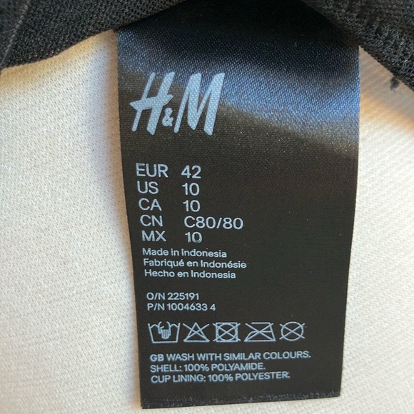 H&M Black Shapewear Bodysuit with Sweetheart Neckline lingerie Teddy - Picture 9 of 9